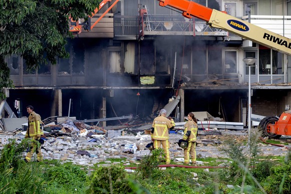 Zwei Personen werden noch vermisst.