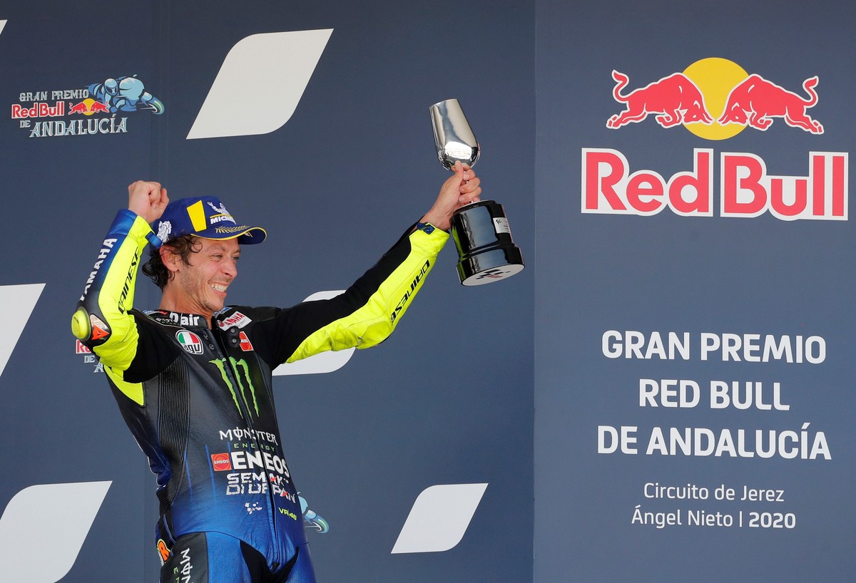 epa08566895 Italian MotoGP rider Valentino Rossi (Monster Energy Yamaha MotoGP) celebrates on the podium after getting the third position in the race in Jerez-Angel Nieto circuit in Jerez de la Fronte ...