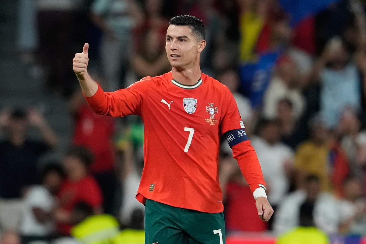 FILE - Portugal's Cristiano Ronaldo celebrates after scoring during a World Cup 2026 group F qualifying soccer match between Portugal and Hungary in Lisbon, Oct. 14, 2025. (AP Photo/Armando Franc ...