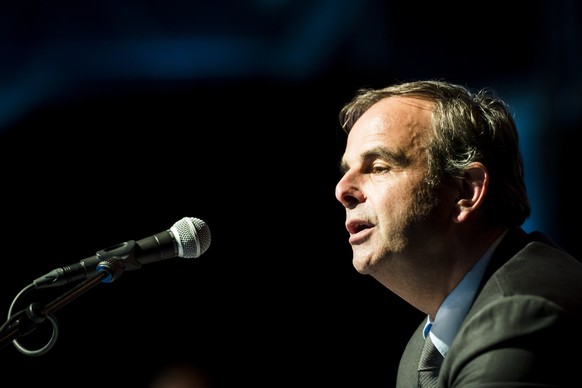 Gerhard Pfister, president du PDC Suisse parle lors du congres du PDC du Valais romand (PDCVR) en vue des elections federales ce jeudi 16 mai 2019 a Fully. (KEYSTONE/Jean-Christophe Bott)