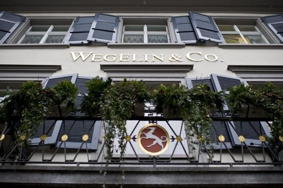 Blick auf den Hauptsitz der Bank Wegelin und Co am Freitag, 27. Januar 2012 in St. Gallen. Wegelin und Raiffeisen teilten am Freitag mit, das gesamte Nicht-US-Geschaeft der 1741 gegruendeten Privatban ...