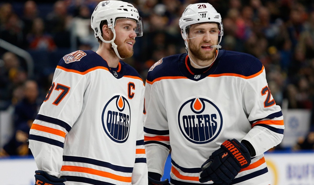 Connor McDavid (links) und Leon Draisaitl skoren derzeit fast nach Belieben.