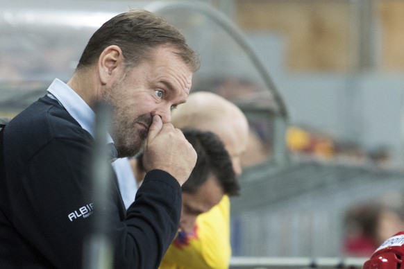 Tigers Head Coach Heinz Ehlers, waehrend dem Meisterschaftsspiel der National League, zwischen den SCL Tigers und den EV Zug, am Freitag, 15. September 2017, in der Ilfishalle in Langnau. (KEYSTONE/Ma ...