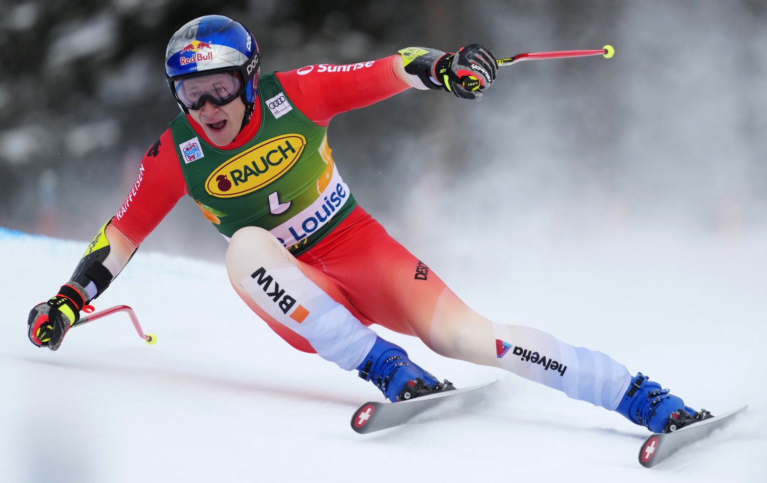 Switzerland&#039;s Marco Odermatt skis the course in the men&#039;s World Cup super-G ski race at Lake Louise, Alberta, Sunday, Nov. 27, 2022. (Frank Gunn/The Canadian Press via AP)