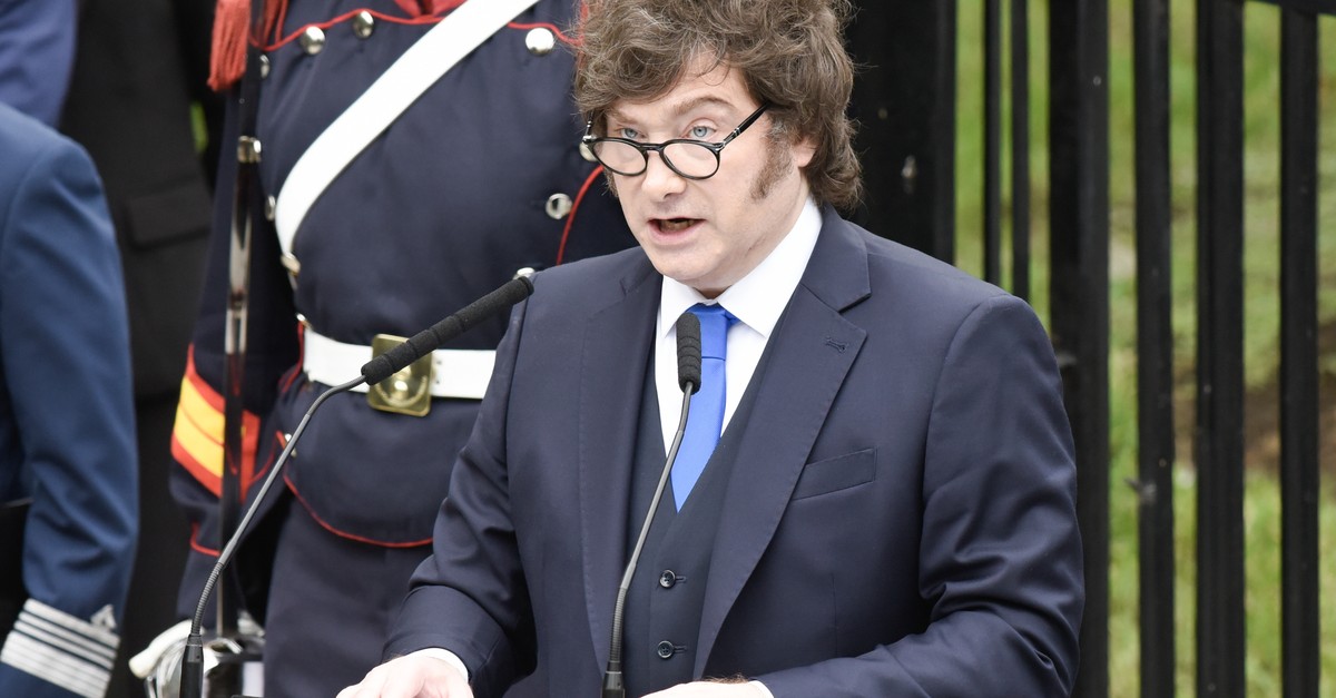 Argentiniens Präsident prangert russisches Spionagenetz an