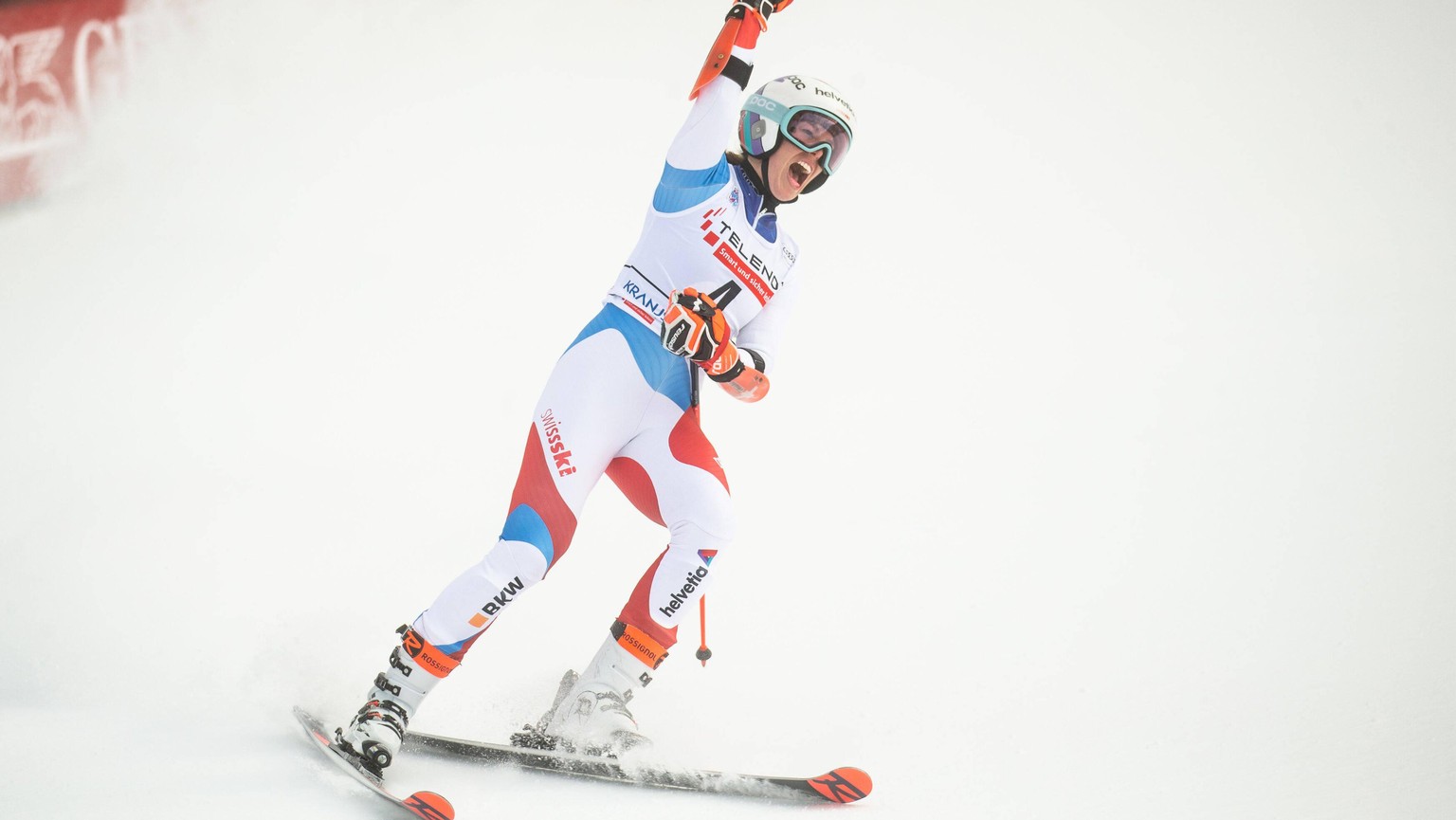 17.01.2021, Podkoren, Kranjska Gora, SLO, FIS Weltcup Ski Alpin, Riesenslalom, Damen, Siegerehrung, im Bild Second placed in overall classification of Golden Fox 2021 Michelle Gisin SUI, winner Marta  ...