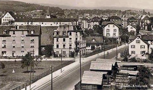 Badener- Ecke Buckhauserstrasse, das Haus in der Mitte des Bildes (Kreuzung) ist das Anwesen Buckhauserstrasse 16. Das Foto ist von 1935.