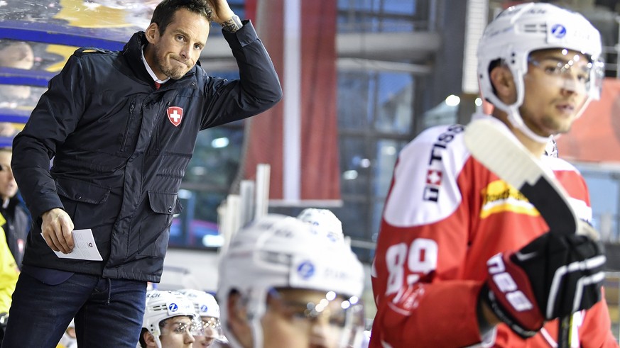 Switzerland’s head coach Patrick Fischer reacts during a friendly ice hockey game between Switzerland and Denmark, at the ice hall in La Chaux-de-Fonds, Switzerland, Wednesday, 26. April 2017. (KEYSTO ...