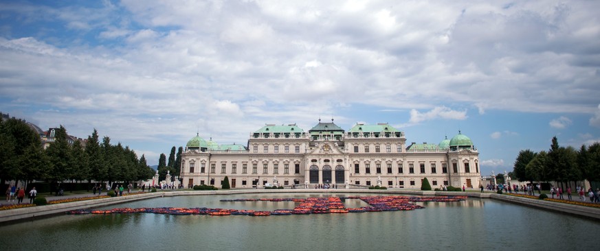epa05422768 A view of the artwork &#039;F Lotus&#039; by Chinese artist Ai Weiwei at the Belvedere Palace in Vienna, Austria, 13 July 2016. The artwork is part of the exhibition &#039;AI WEIWEI transl ...