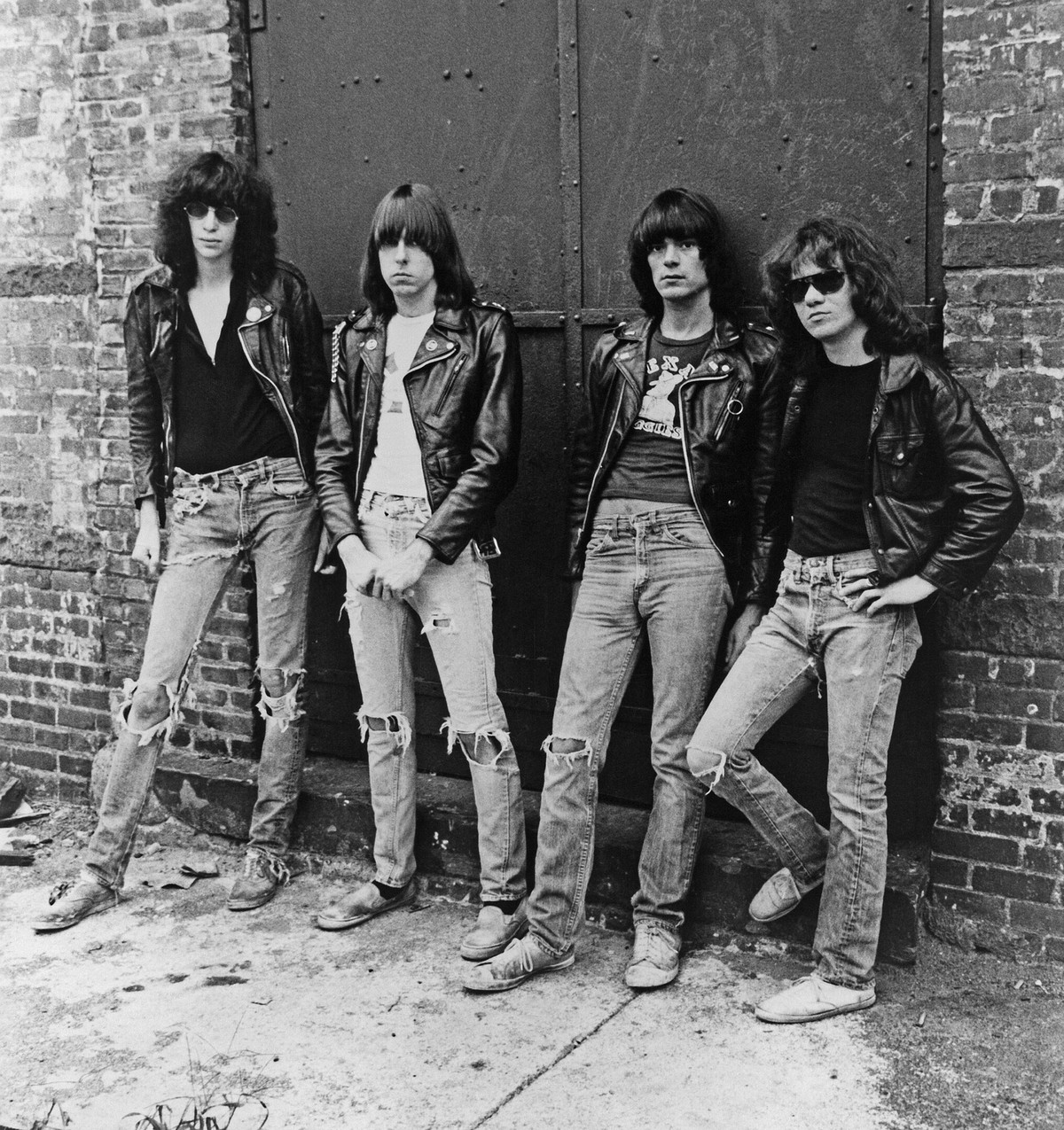 The Ramones Joey, Johnny, Dee Dee and Tommy Ramone Rocket to Russia album punk rock musik history https://en.wikipedia.org/wiki/Ramones