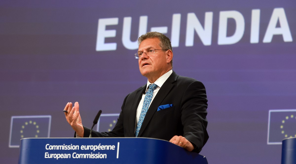 epa12384472 European Commissioner for Trade and Economic Security and for Interinstitutional Relations and Transparency, Maros Sefcovic addresses a press conference following the weekly college meetin ...