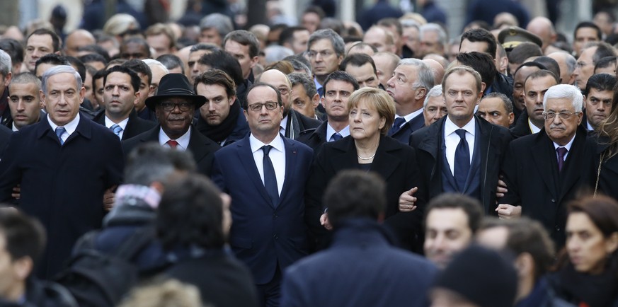 epa08094637 (FILE) - World leaders including (L-R) Israeli Prime Minister Benjamin Netanyahu, Mali&#039;s President Ibrahim Boubacar Keita, French President Francois Hollande, German Chancellor Angela ...