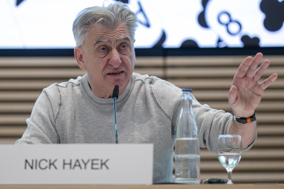 Nick Hayek, CEO Swatch Group AG, anlaesslich der Bilanzmedienkonferenz ueber das Geschaeftsjahr 2021, am Donnerstag 17. Maerz 2022, in Biel. (KEYSTONE/Marcel Bieri)