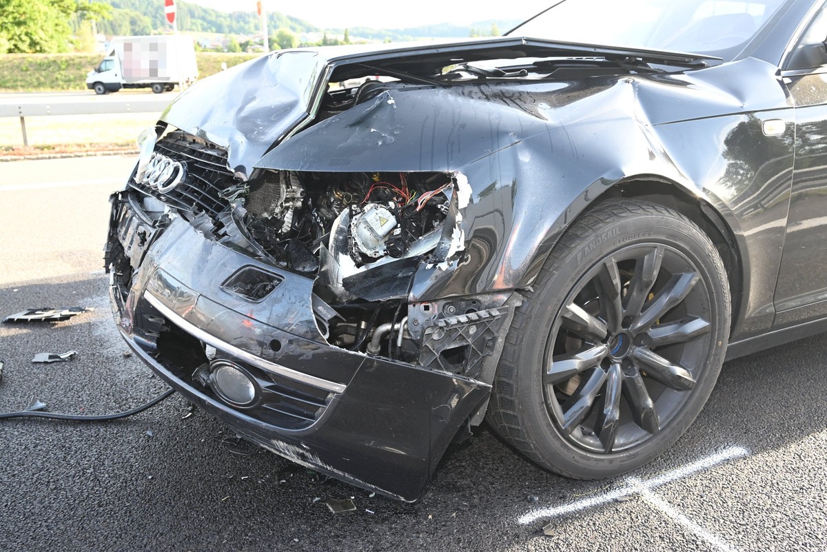Züberwangen: Unfälle auf der Autobahn – zwei Gaffer angezeigt, 7.7.26