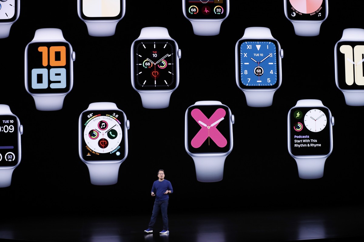 epaselect epa07833087 Apple Vice President Product Marketing, Apple Watch, Stan Ng speaks during the Apple Special Event in the Steve Jobs Theater at Apple Park in Cupertino, California, USA, 10 Septe ...