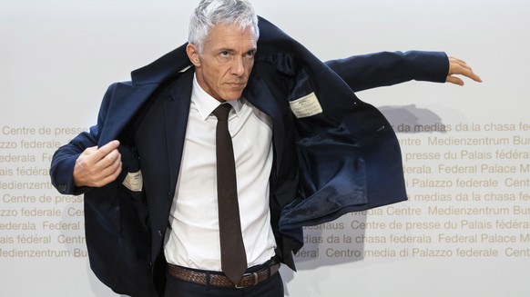 epa07561118 Swiss Federal Attorney Michael Lauber leaves a press conference at the Media Centre of the Federal Parliament in Bern, Switzerland, 10 May 2019. Federal Attorney Michael Lauber is criticis ...