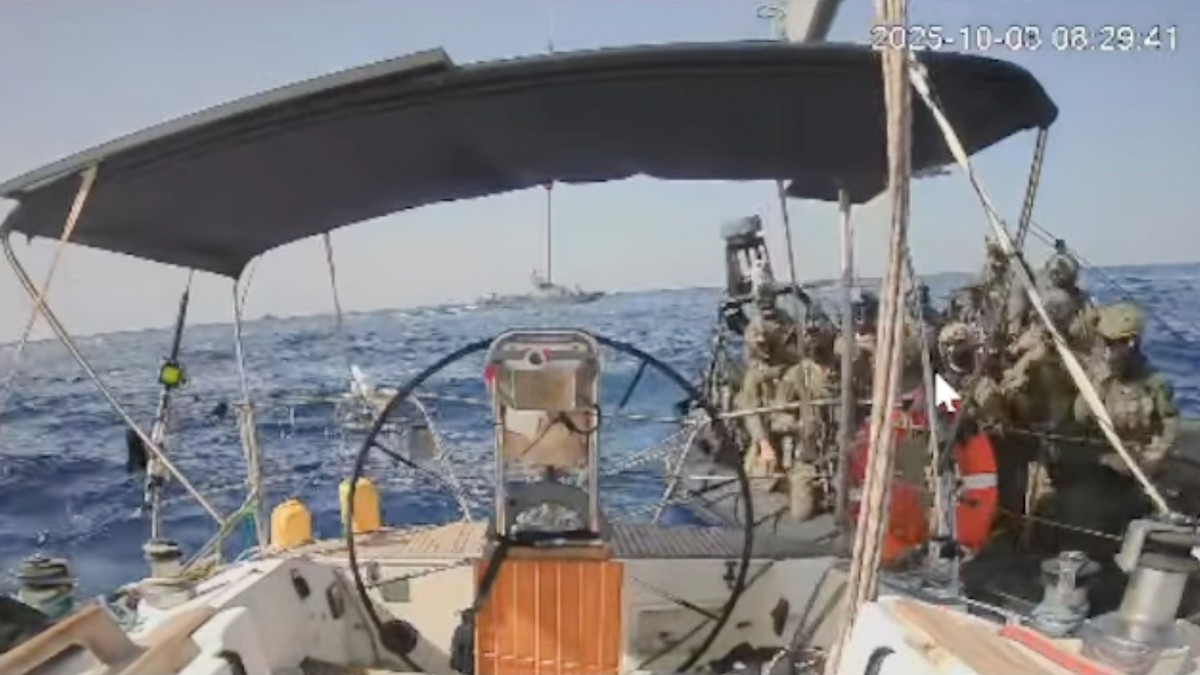 Botschafts-Team-besucht-Schweizer-Gaza-Aktivisten-im-Gef-ngnis