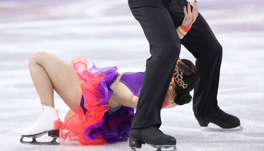 epa06541455 Lucie Mysliveckova and Lukas Csolley of Slovakia in action during the Ice Dance Short Dance of the Figure Skating competition at the Gangneung Ice Arena during the PyeongChang 2018 Olympic ...