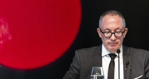 epa12631075 Nicolas Feraud, Mayor of Crans-Montana speaks at a press conference of the Crans-Montana Municipal Council following the tragic events of New Year's Eve in Crans-Montana, Switzerland, ...