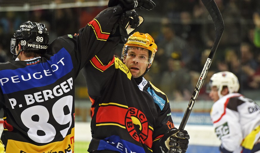 «Man of the Match»: Martin Plüss ist an allen SCB-Toren beteiligt.