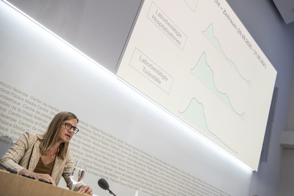 Virginie Masserey, Leiterin Sektion Infektionskontrolle, Bundesamt f�r Gesundheit BAG, spricht an einem Point de Presse zu Covid 19, am Dienstag, 31. August 2021, in Bern. (KEYSTONE/Peter Schneider)