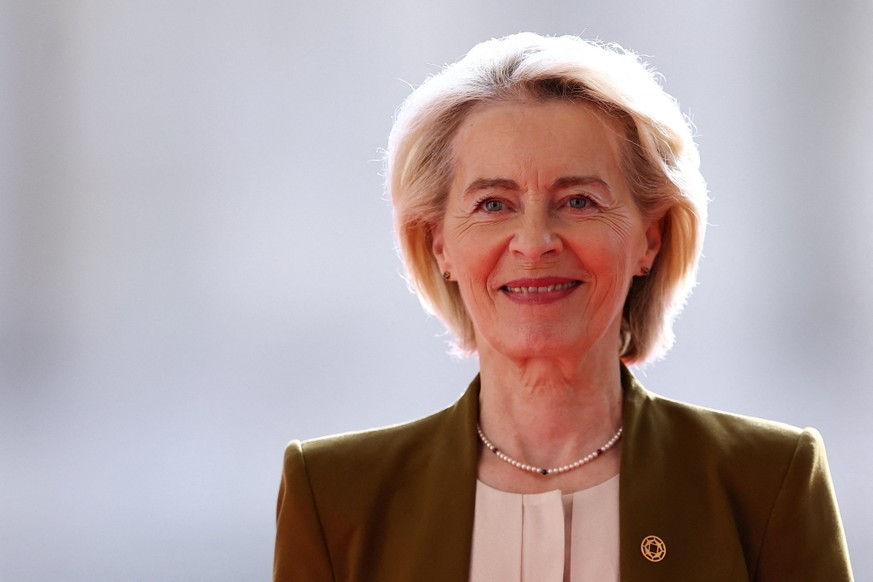 epa13227695 European Commission President Ursula von der Leyen arrives to attend the International Summit on Space at the Grand Palais in Paris, France, 10 September 2026. The event brings together po ...