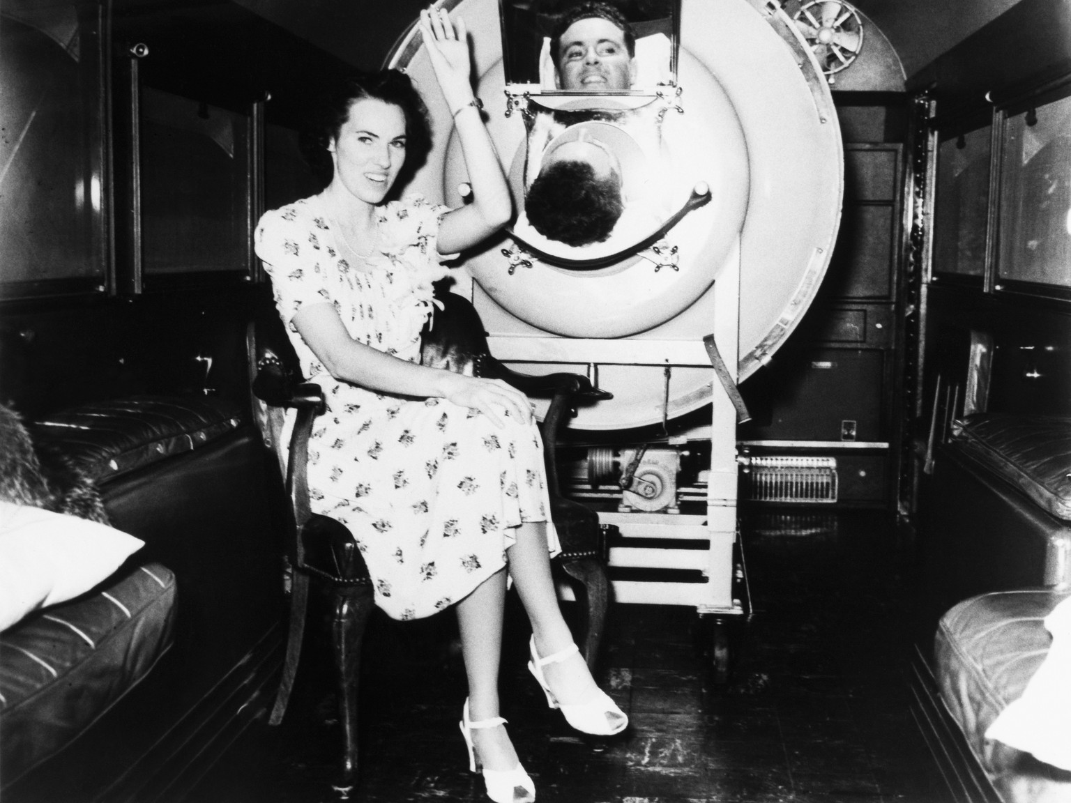 UNSPECIFIED - OCTOBER 08: Fred Snite And His Wife Theresa Larkin On October 8Th 1939 (Photo by Keystone-France/Gamma-Keystone via Getty Images)