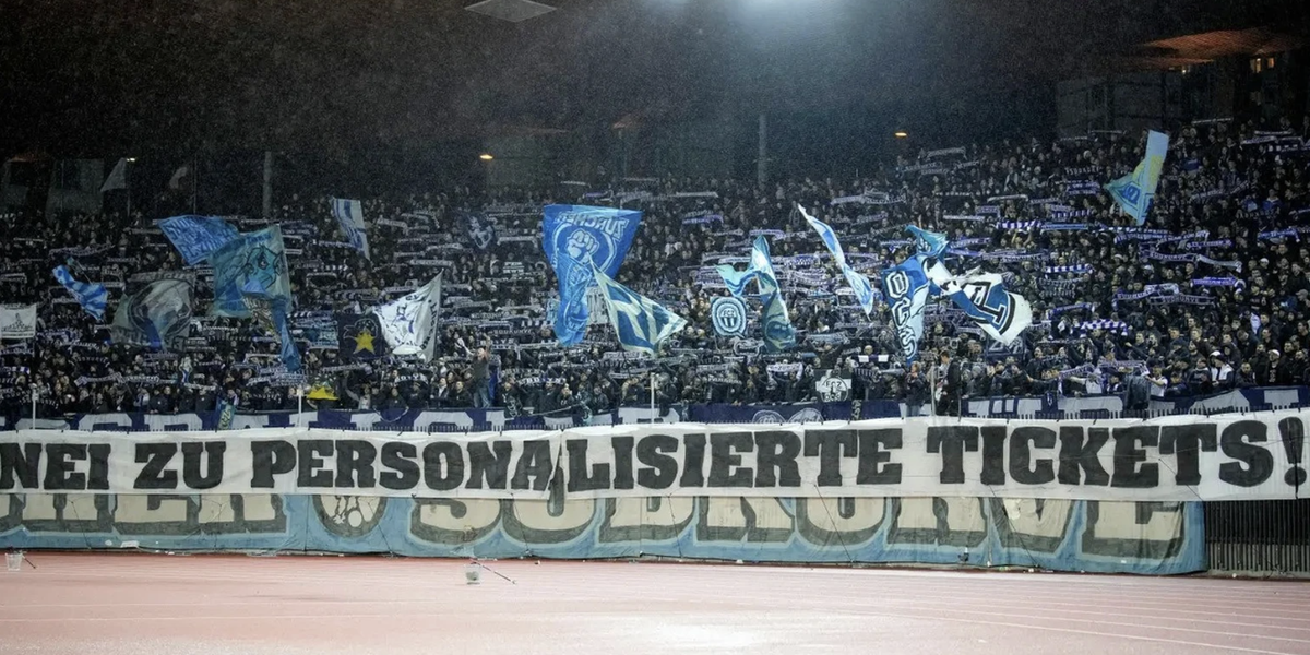 Les fans de football ne veulent pas donner leur nom pour aller au stade.