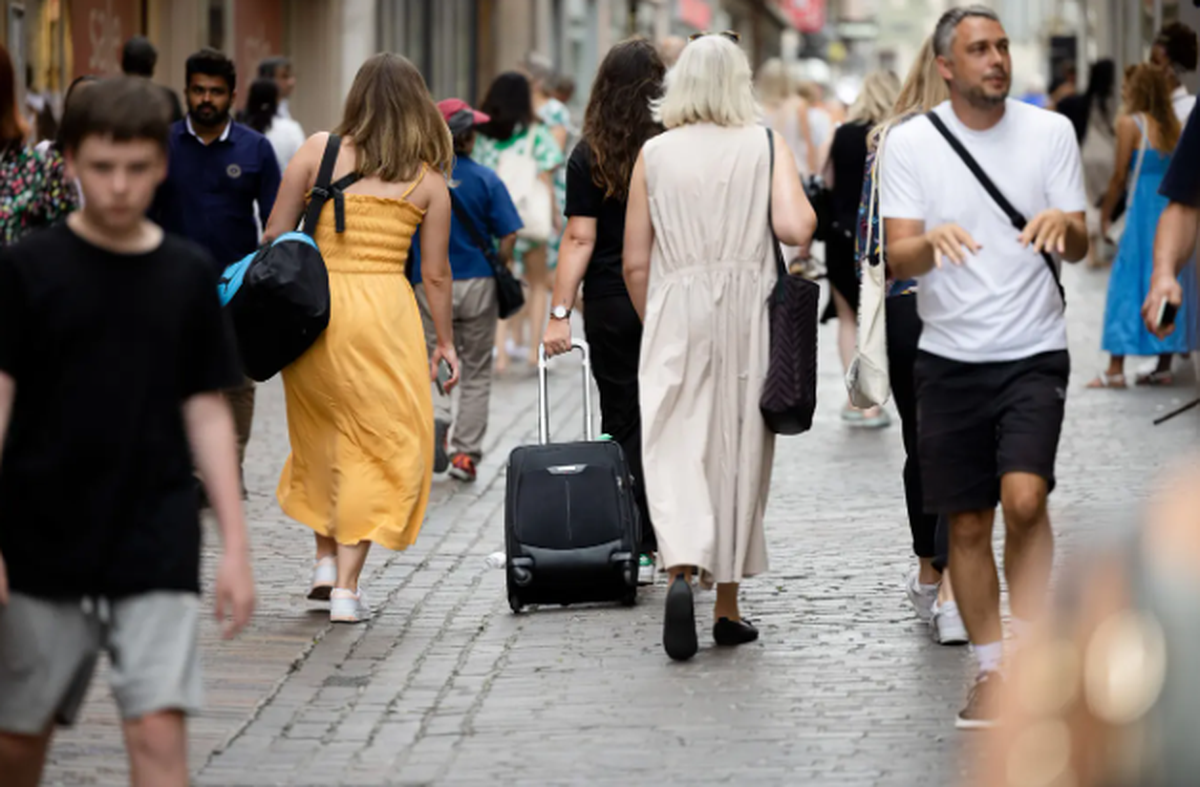 Der Umgang mit der Vermietungsplattform gibt nicht nur im Tourismushotspot Luzern zu reden.