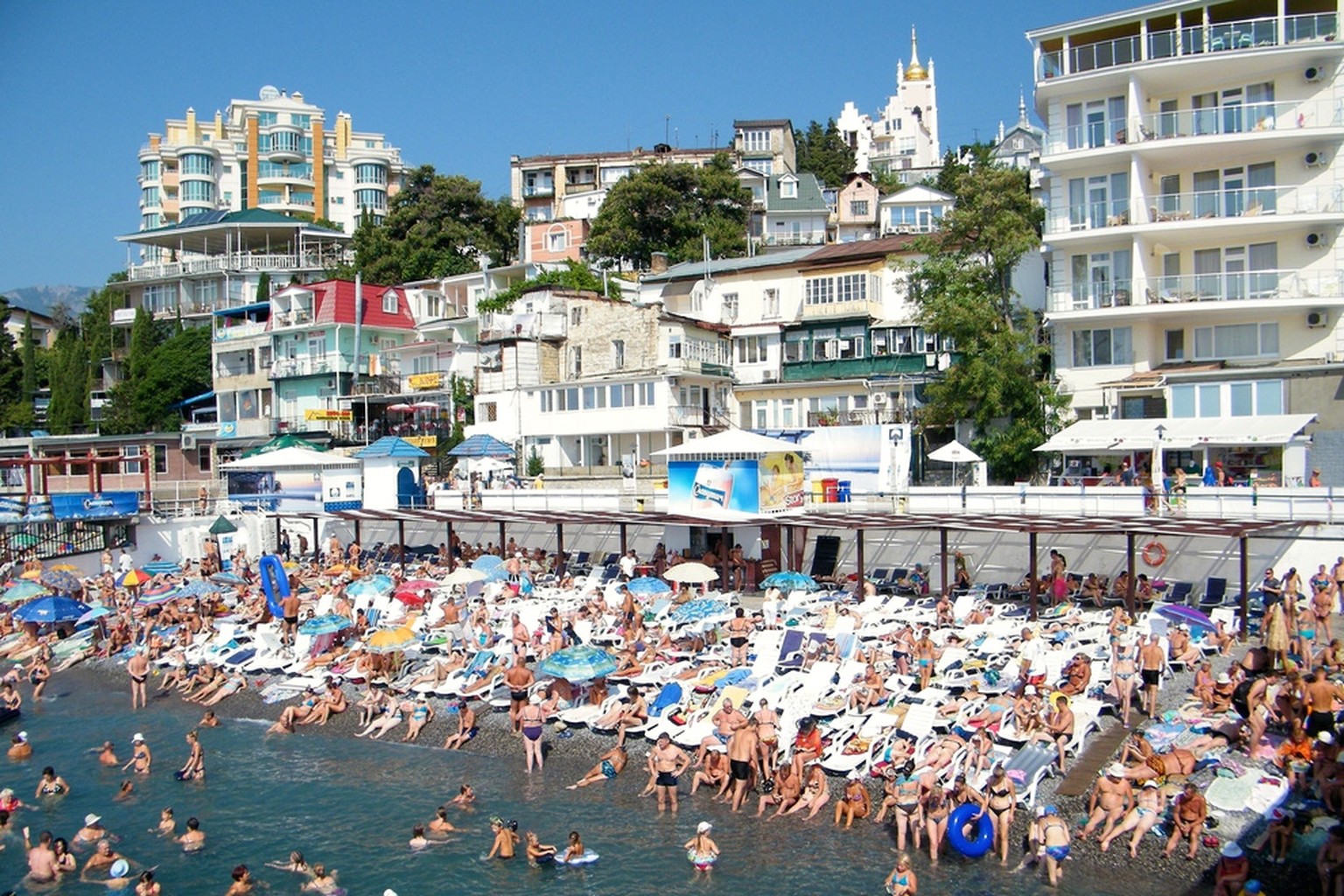2008 war der Strand in Jalta noch überfüllt.
