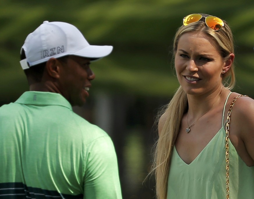 Ein schönes Bild mit einer schönen Agentur-Bildunterschrift: «Golfer Tiger Woods und Freundin Lindsey Vonn lachen während des Golf-Events vor dem Masters in Augusta im April.» Jetzt ist fertig gelacht ...