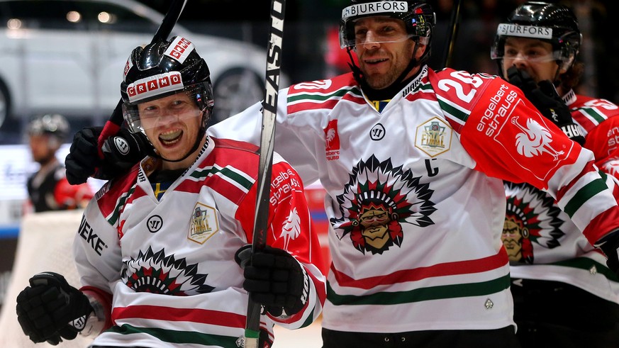 OULU, FINLAND - FEBRUARY 09: Ryan Lasch (L) of Gothenburg celebrates after he scores the opening goal during the Champions Hockey League final game between Karpat Oulu and Frolunda Gothenburg at Oulun ...