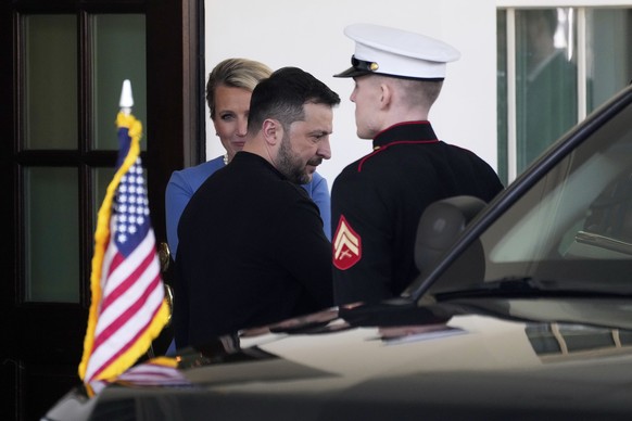 Ukraine&#039;s President Volodymyr Zelenskyy departs the White House in Washington, Friday, Feb. 28, 2025. (AP Photo/Ben Curtis)
Trump Zelenskyy