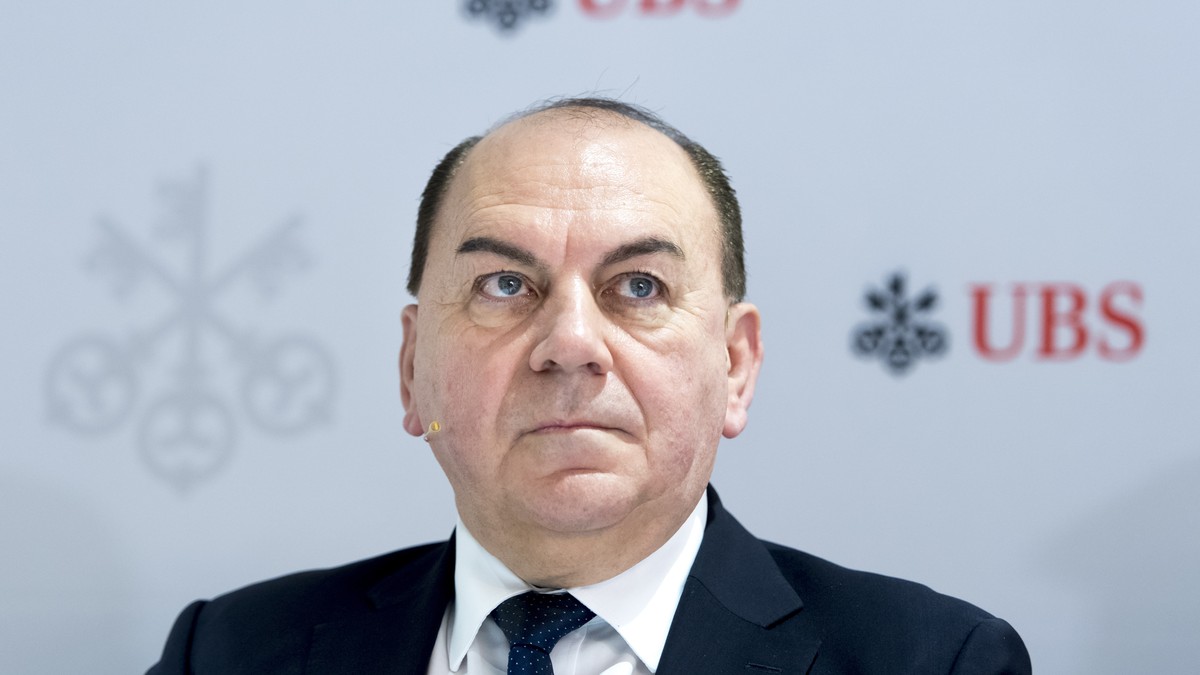 epa07306953 UBS bank chairman Axel Weber speaks during a media event on the UBS White Paper on the sidelines of the 49th Annual Meeting of the World Economic Forum (WEF) in Davos, Switzerland, 21 Janu ...