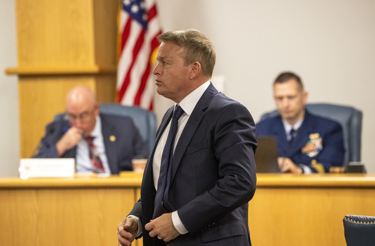 Former OceanGate's Director of Marine Operations, David Lochridge, center, stands during his testimony, Tuesday, Sept. 17, 2024, for the Titan marine board formal hearing inside the Charleston Co ...