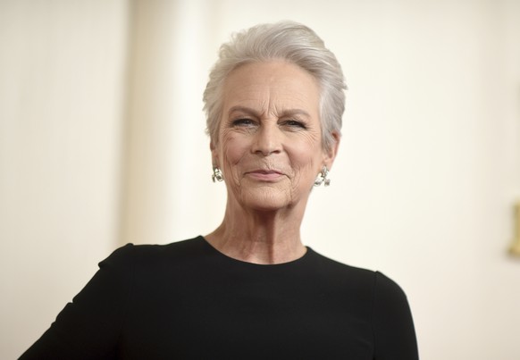 FILE - Jamie Lee Curtis arrives at the Oscars, March 10, 2024, at the Dolby Theatre in Los Angeles. New Mexico is standing in for California in a new film as Curtis? production company and others tell ...