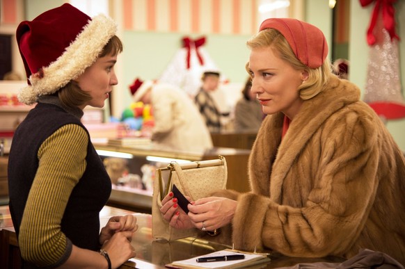 CAROL, from left: Rooney Mara, Cate Blanchett, 2015. ph: Wilson Webb/ Weinstein Company/Courtesy Everett Collection Courtesy Everett Collection ACHTUNG AUFNAHMEDATUM GESCHÄTZT PUBLICATIONxINxGERxSUIxA ...