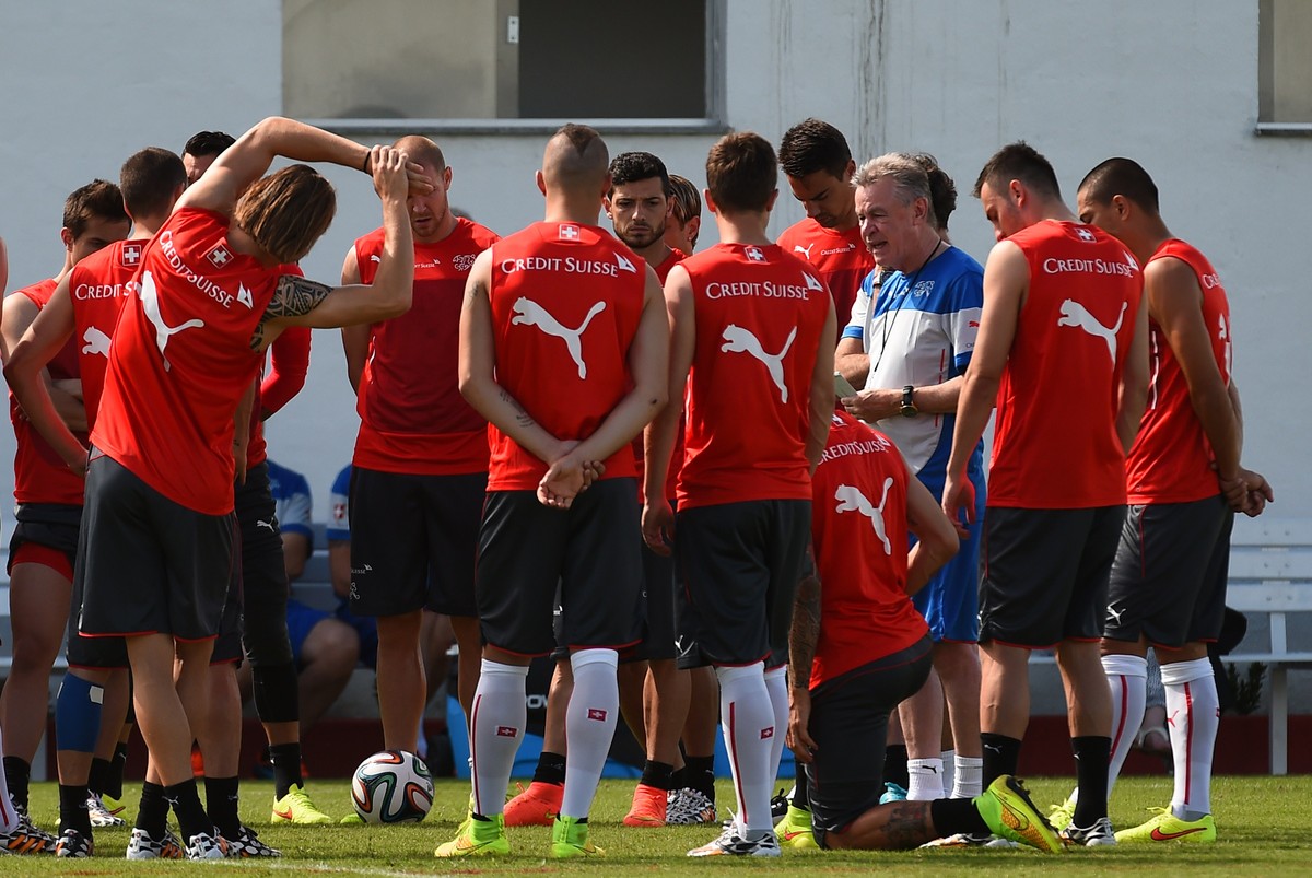 Ottmar Hitzfeld will nichts dem Zufall überlassen.