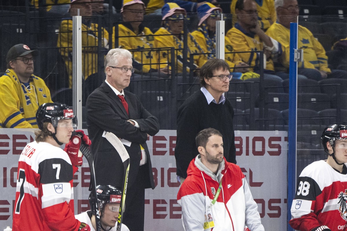 220514 Head coach Roger Bader and assistant coach Arno Del Curto of Austria during the 2022 IIHF Ice hockey, Eishockey World Championship, WM, Weltmeisterschaft game between Sweden and Austria on May  ...