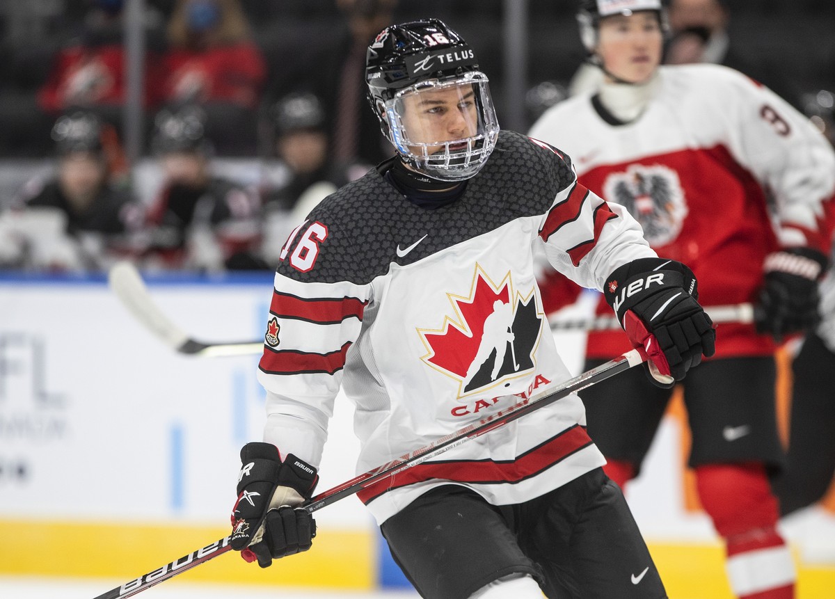 Canada's Connor Bedard (16) skates against Austria during the third period of an IIHF junior world hockey championships game Tuesday, Dec. 28, 2021 in Edmonton, Alberta. (Jason Franson/The Canadi ...