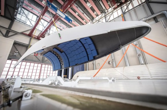 Beyond Gravity stellt auf dem Areal der Ruag in Emmen Nutzlastverkleidungen her für die Trägerrakete Ariane 6.