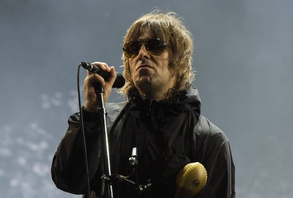 Isle of Wight Festival 2021 - Day 1 Liam Gallagher performs live on Day 1 of the Isle of Wight Festival 2021, Seaclose Park, Newport, Isle of Wight. Picture date: Friday 17th September 2021. Photo cre ...