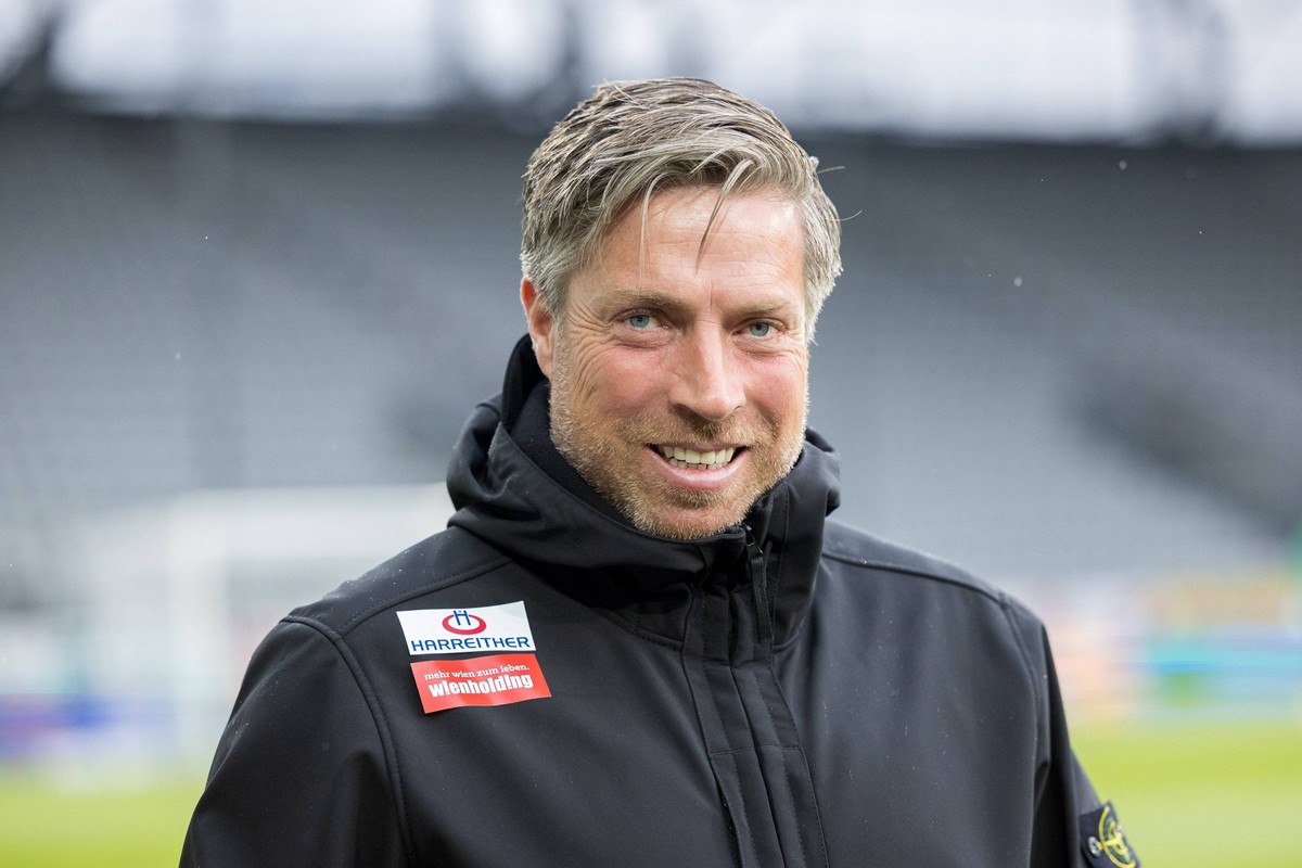 23.04.2024, Tivoli Stadion Tirol, Innsbruck, AUT, 1. FBL, WSG Swarovski Tirol vs FK Austria Wien, Qualifikationsgruppe, 28. Runde, im Bild Trainer Michael Wimmer FK Austria Wien // during the Admiral  ...