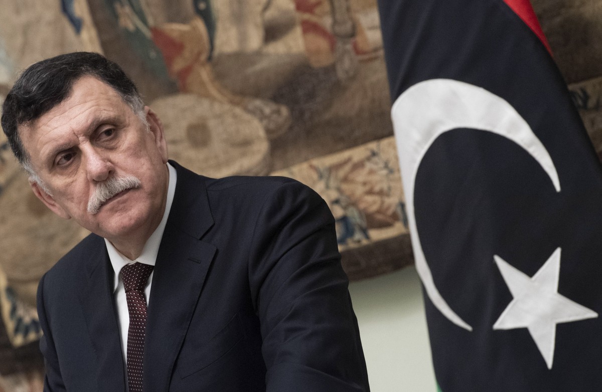 epa08120235 Lybia's prime minister of the Government of National Accord (GNA) of Libya, Fayez al-Sarraj during a press conference with Italian Prime Minister Conte at the end of a meeting in Rome ...