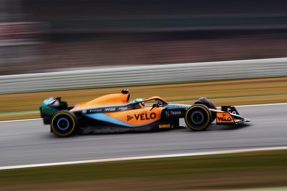 epa09783993 British Formula One driver Lando Norris of McLaren in action during the pre-season testing at the Circuit de Barcelona-Catalunya racetrack in Montmelo outside Barcelona, Spain, 25 February ...