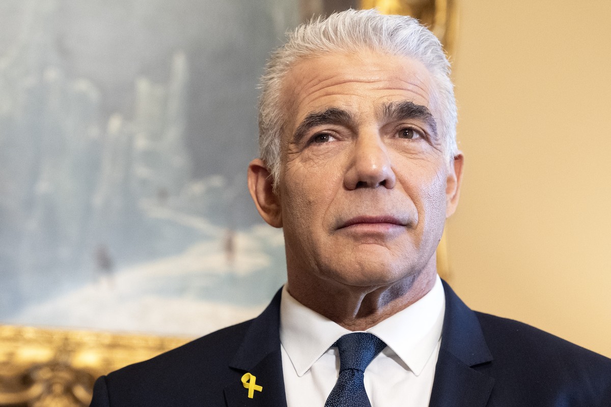 Israeli Opposition Leader Yair Lapid meets with Senate Majority Leader Chuck Schumer of N.Y., Tuesday, April 9, 2024, on Capitol Hill in Washington. (AP Photo/Jacquelyn Martin)
Yair Lapid