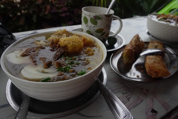 kinalas beef soup beef brain philippines food cooking