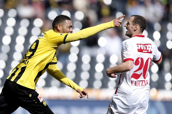 Guillaume Hoarau trifft im ersten Spiel nach seiner Vertragsverlängerung zum 2:0.