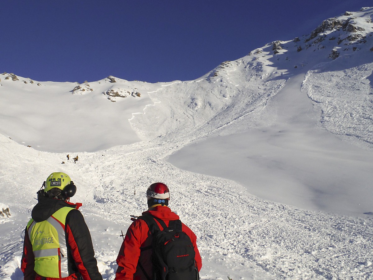 Une avalanche a co