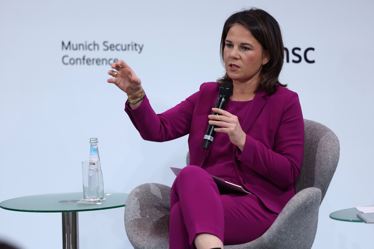 epa10475221 German Foreign Minister Annalena Baerbock speaks at the 2023 Munich Security Conference (MSC) in Munich, Germany, 18 February 2023. The Munich Security Conference brings together defence l ...